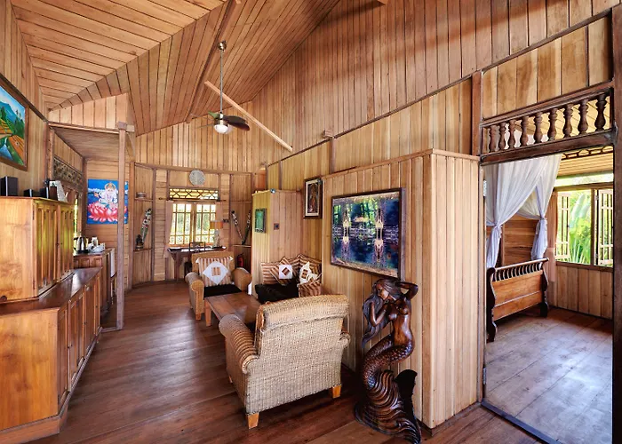 Bay Hideaway Jasri